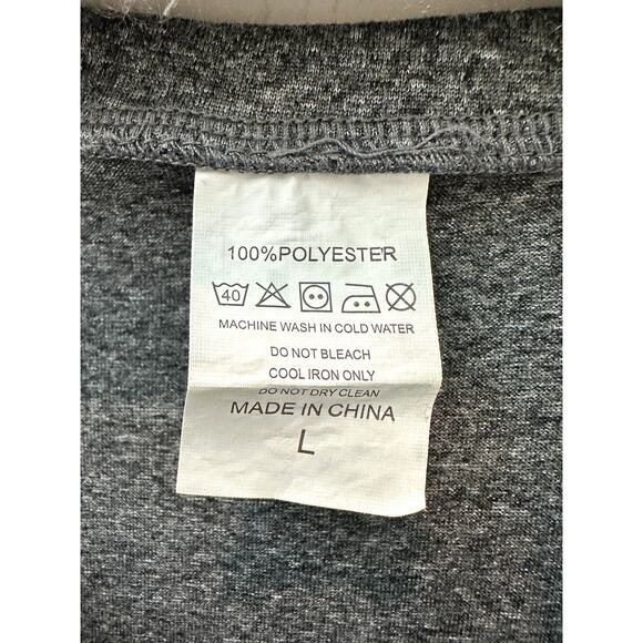 Gray Floral Book Graphic Tee Just One More Chapter | Size Large - Picture 6 of 6